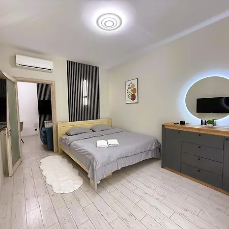 Apartment двухкомнатная на 2 этаже в гагарин плаза аркадия *